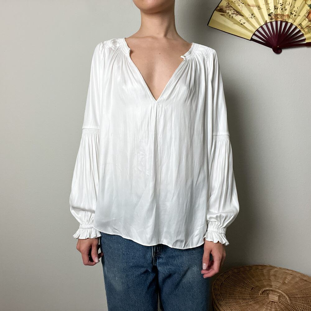 mango white minimalist flowy satin v neck boho chic blouse top